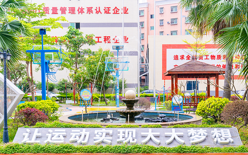 tennis ball machine training on professional tennis court